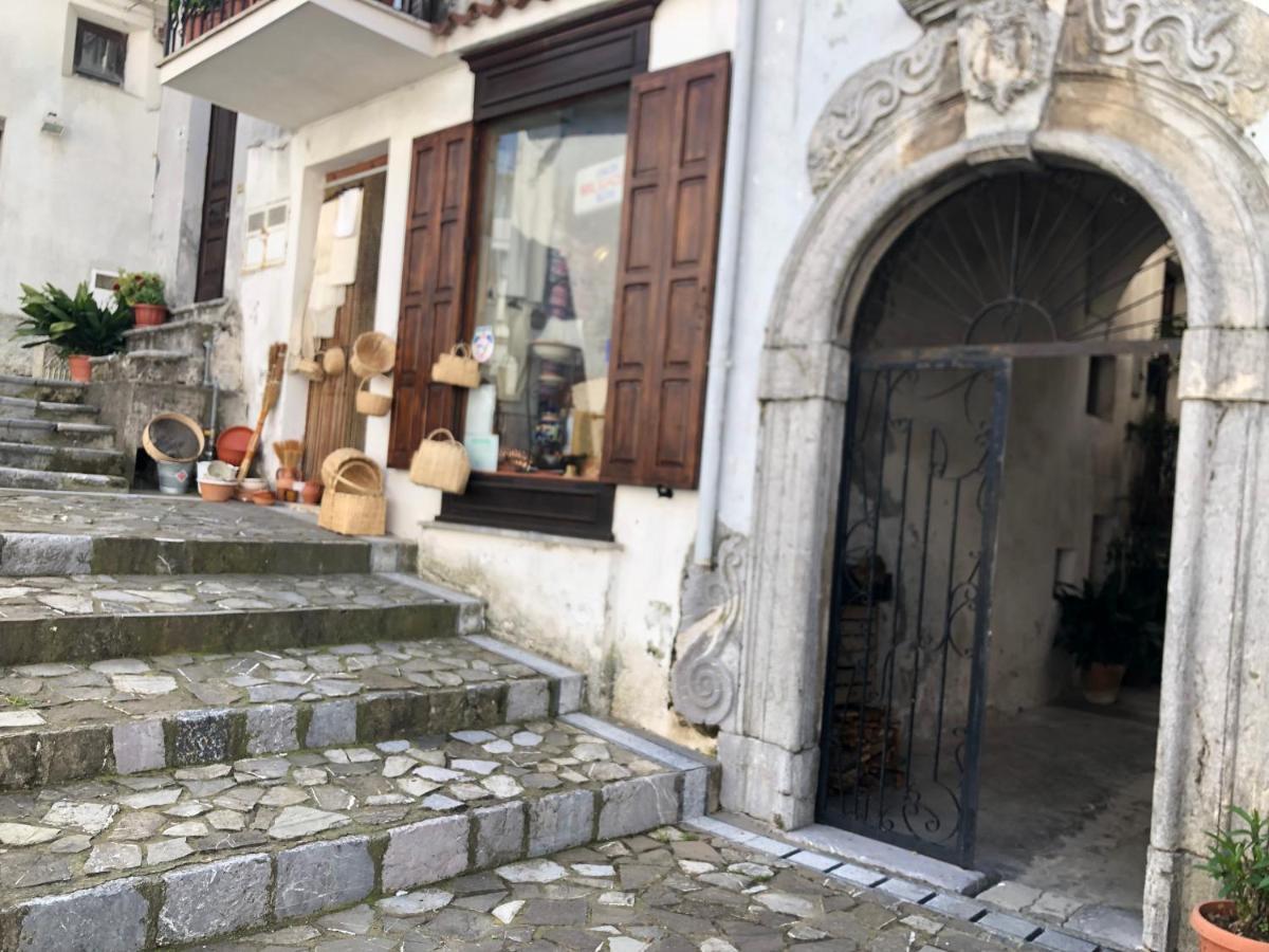 Apartament Un Capriccio - Ginepro Aieta Zewnętrze zdjęcie